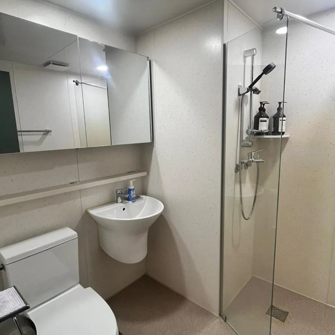 Апартаменты Sinsa Woori House Сеул