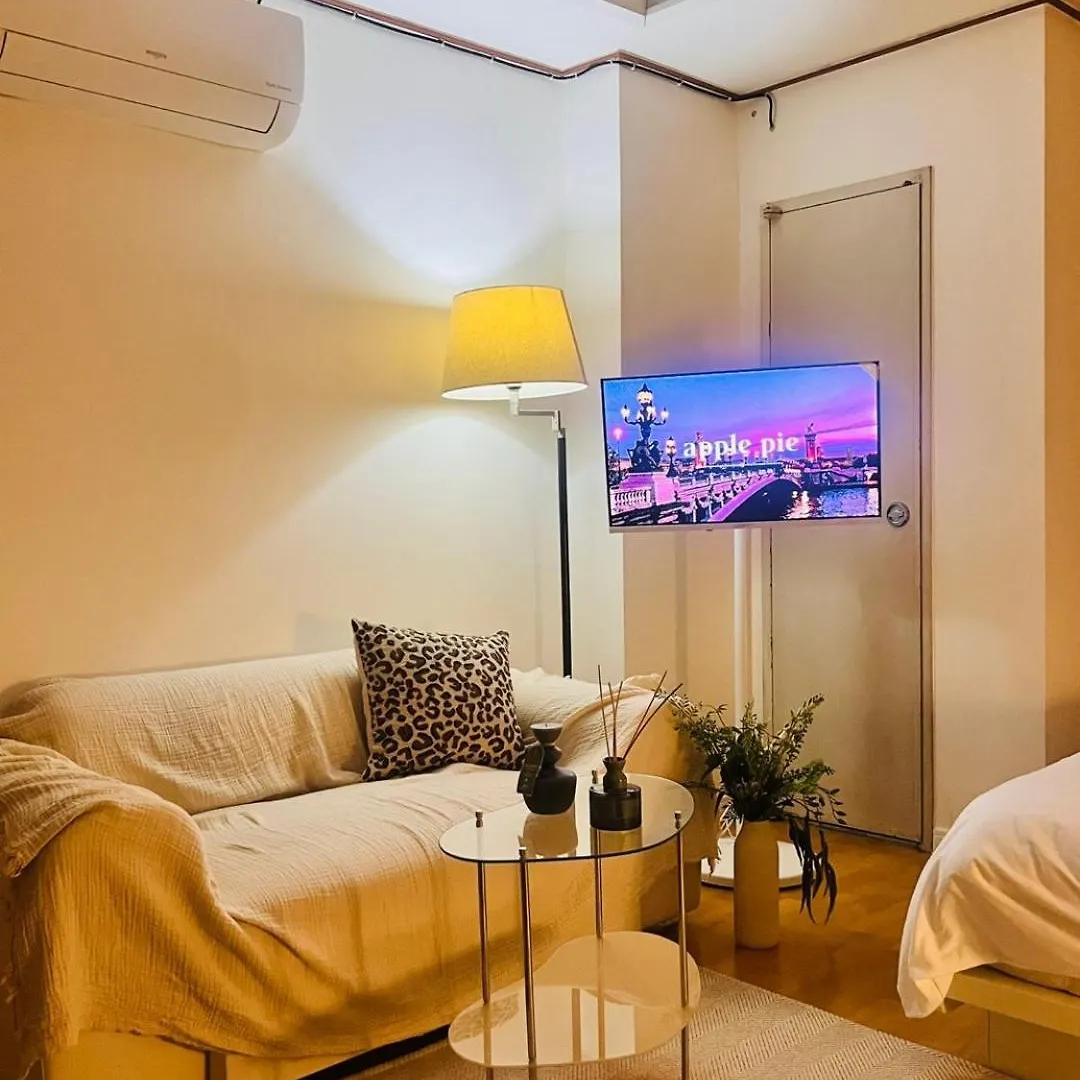Апартаменты Sinsa Woori House Сеул Южная Корея